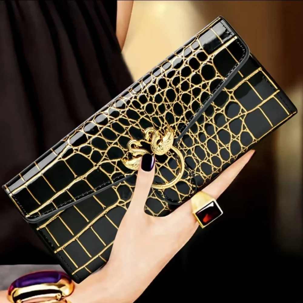 Elegant Black Women’s Crocodile Wallet with Gold Embossed Detail and Swan NWT - Picture 4 of 9